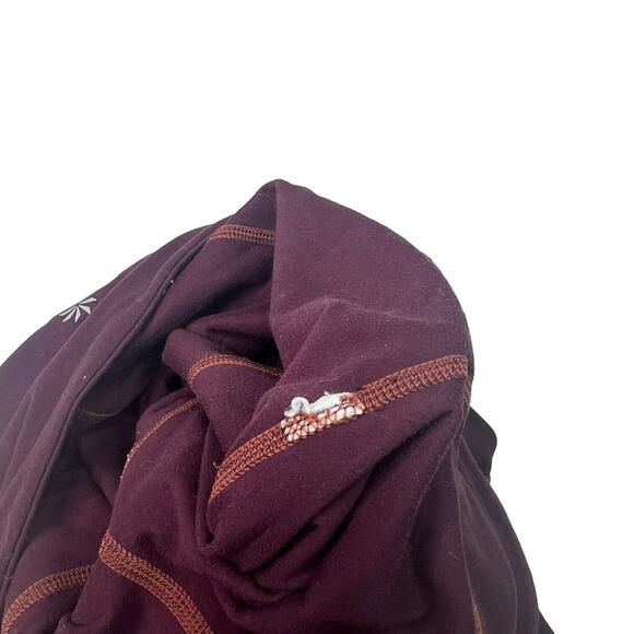 Athleta Salutation Capri Power Vita Crop Leggings Maroon Womens Small - Picture 5 of 6